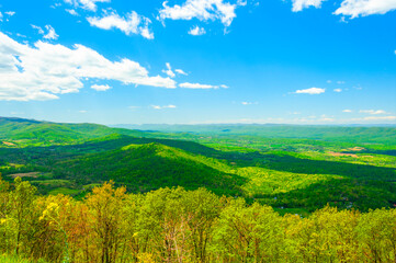Fototapeta premium Shenandoah National park in Virginia. Panoramic views of the Shenandoah Valley from overlooks on Skyline Drive.