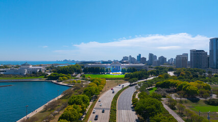 Fototapeta premium Skyline Serenity: Aerial View of Chicago’s Lakefront”.
