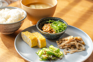 和食朝ごはんのヘルシープレート