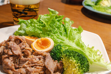 ビールと楽しむ豚肉おつまみプレート