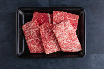 国産黒毛和牛　モモステーキ　Domestic Japanese Black Beef Thigh Steak