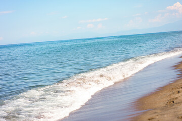 晴れた日の青い海
