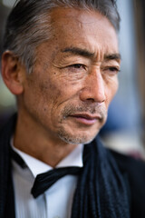 Fototapeta premium タキシードを着たシニア男性のポートレート