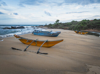 Fototapeta premium small boats in the beach