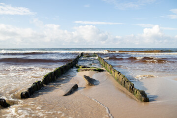 Widok na morze i fale © Piotr