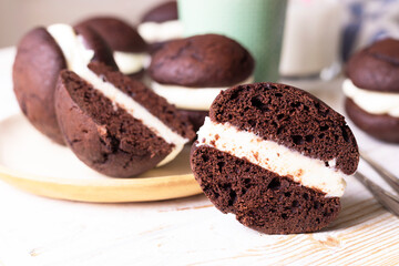 Whoopie Pie - chocolate cookie sandwich