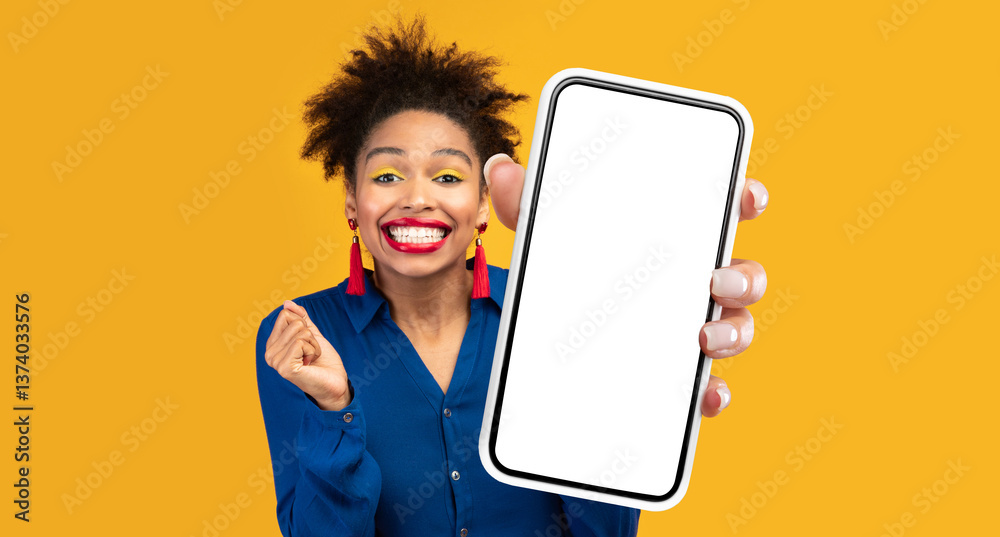 Poster mobile offer. joyful black lady showing big smartphone with empty screen advertising great applicati