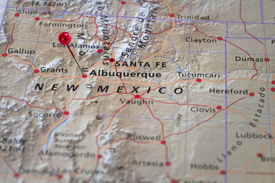 Colorful tourist location map with red stick pin at Albuquerque, New Mexico, USA and the surrounding area