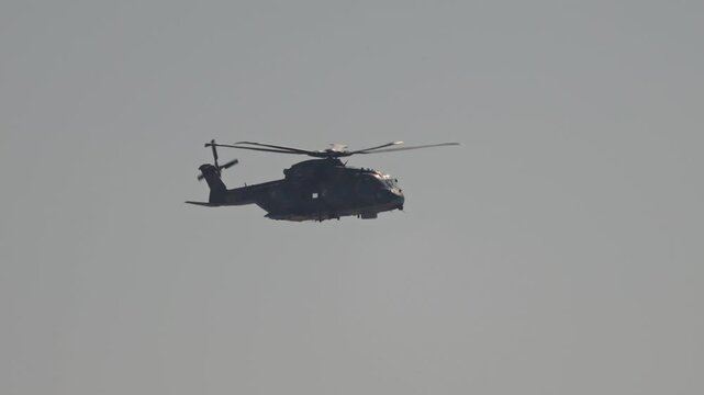 Military helicopter sikorsky ch 53k king stallion flying