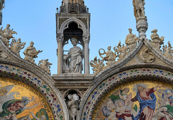Obraz premium Fragmental view of the facade of San Marco Basilica. Venice, Italy