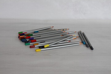 set of colored pencils