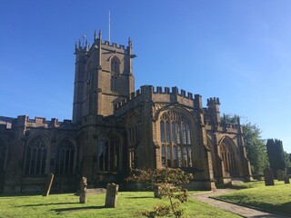 Fototapeta premium St Bartholomews Church in the sunshine, Crewkerne, Somerset