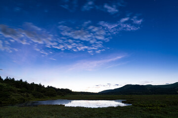 長野県下諏訪町　夜明けの八島ヶ原湿原