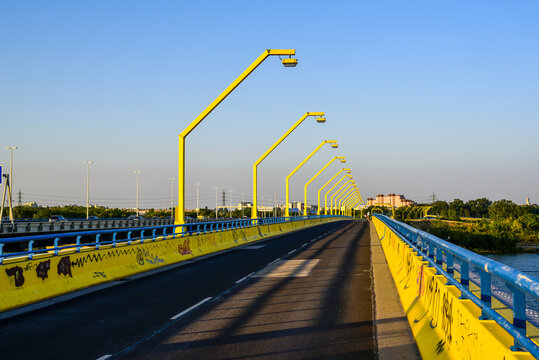 bridge Nordsteg, River Danube, Vienna, Austria