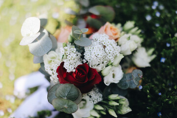 bouquet of white roses