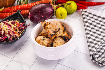 Afgani chicken kebab with white marinade