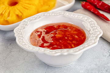 Sweet and spicy chili pineapple sauce