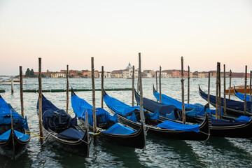 gondole a venezia al mare vista, panorama © AnetaMalinowskaART
