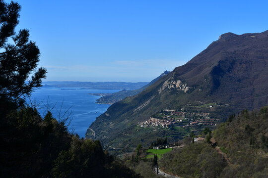 Sch&ouml;ne Landschaft bei Tignale oberhalb vom Gardasee