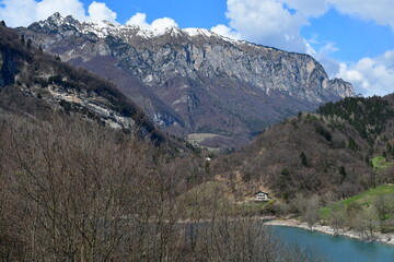 Blick zum Tennosee im Trentino 