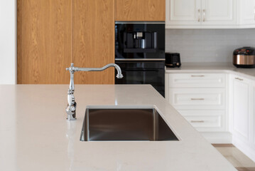 Chrome single lever filtered water kitchen tap