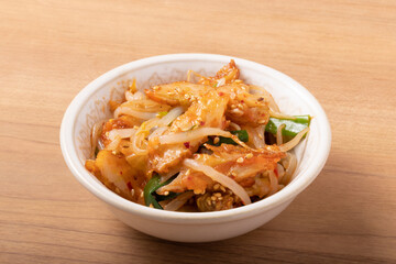 薩摩揚げともやしとネギのピリ辛和え