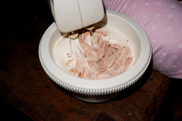 using a cake dough blender machine