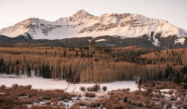 Mt Sneffels. San Juan Mountains in Winter. Colorado. vt