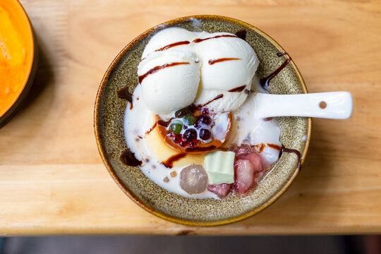 Traditional Vietnamese Dessert in Coconut Milk