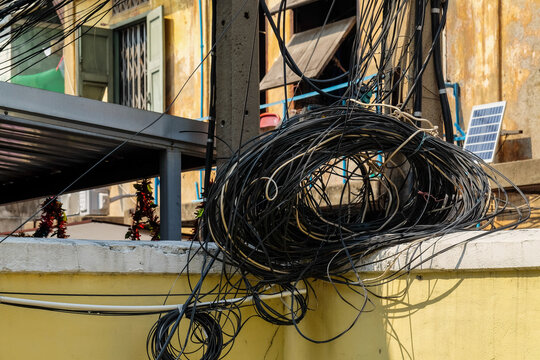 Tangled Wires in a Narrow Alley