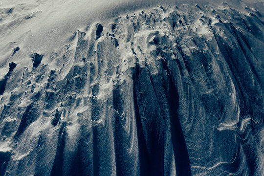 Dry snow texture on mountain