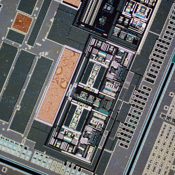 wafer circuit micrograph