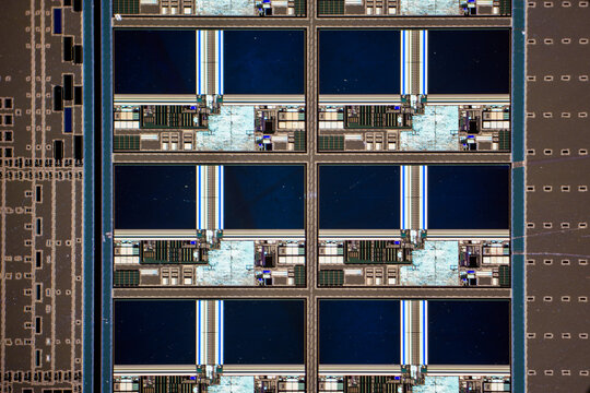 wafer circuit micrograph