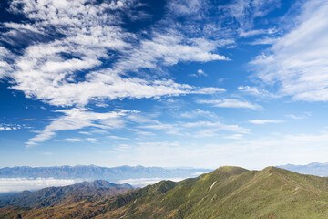 山梨県山梨市　北奥千丈岳から望む金峰山と南アルプス