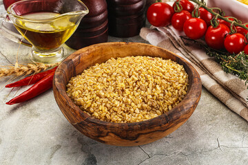 Dry wheat bulgur fow cooking