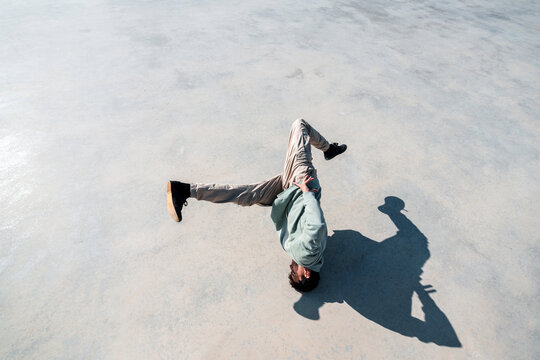 Urban breakdance performance
