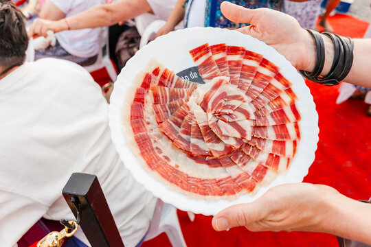 Ham carving
