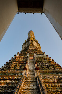 Wat Arun at golden hour