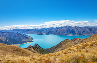 Obraz premium Lake Hawea and the mountains, Otago, South Island, New Zealand, Oceania.