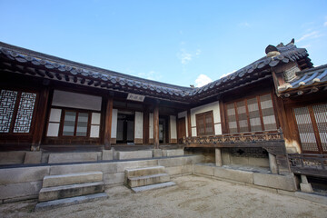 Changdeokgung Palace and Secret Garden (Huwon), UNESCO Heritage Site, Seoul, Korea, Geunjeongjeon Hall in Gyeongbokgung Palace,  South Korea, 한국 서울 경복궁 근정전 정면 사진 서울 창덕궁 인정전과 후원 (비원) 유네스코 세계문화유산