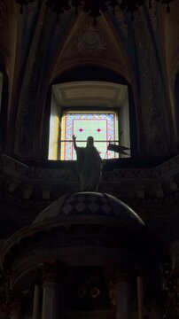 La cuaresma es un tiempo de arrepentimiento, un confesionario que muestra la misericordia De Dios. El resucitado es prueba de ello. Jes&uacute;s venci&oacute; la muerte.