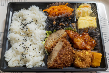 和風おかずのバランス弁当