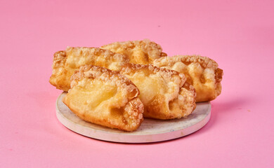 ビビットな背景の餃子