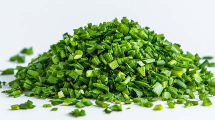 Obraz premium Neatly chopped green onions on a white surface perfect for adding flavor and freshness to various culinary dishes
