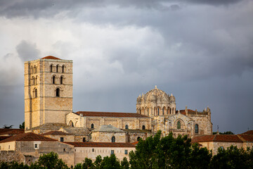 Fototapeta premium Vistas de la catedral de Zamora