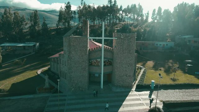 Cristo Cochabamba, Bolivia, Iglesia