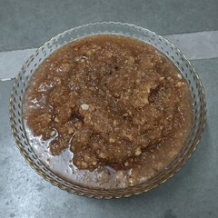 A bowl of Emami Sevai, a rich and flavorful sweet vermicelli dish prepared with ghee, nuts, and sugar syrup. A beloved dessert for festive occasions and celebrations.