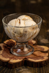balls of creamy ice cream with the addition of natural maple syrup