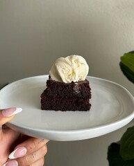 A delicious and healthy diet cake made with natural ingredients, low sugar, and whole grains. This guilt-free dessert is perfect for clean eating, weight management, and a balanced lifestyle. A nutrit