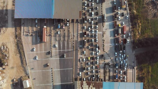 Traffic at the toll collection system